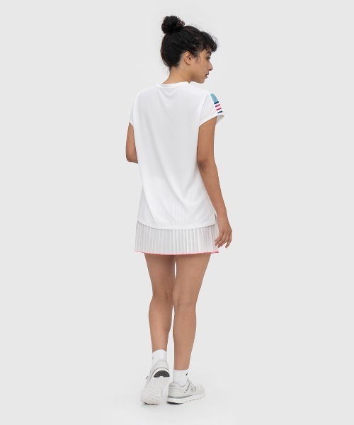 le coq sportif(ルコックスポルティフ)の「NEO HERITAGE PLEATS GAME SKORT(スカート・レディース・ホワイト/ネイビー・M/L/XL/S)」の4枚目の写真