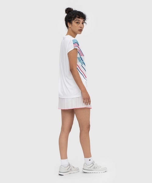 le coq sportif(ルコックスポルティフ)の「NEO HERITAGE PLEATS GAME SKORT(スカート・レディース・ホワイト/ネイビー・M/L/XL/S)」の5枚目の写真