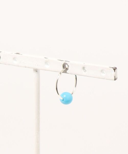 JUSTINE CLENQUET（ジュスティーヌクランケ）の「【JUSTINE CLENQUET/ジャスティーヌ クランケ】Carmen color hoop 片方のみ（ピアス（片耳用）・レディース・ライトブルー/グリーン・FREE）」の7枚目の写真