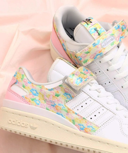 adidas（アディダス）の「adidas DISNEY FORUM 84 LOW WOMENS