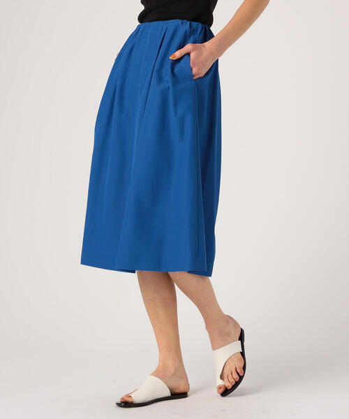 TOMORROWLAND （トゥモローランド）の「マットグログラン タックギャザースカート（スカート・レディース・ベージュ/チャコールグレー/イエロー/ブルー/グリーン・34/32/38/36）」の5枚目の写真