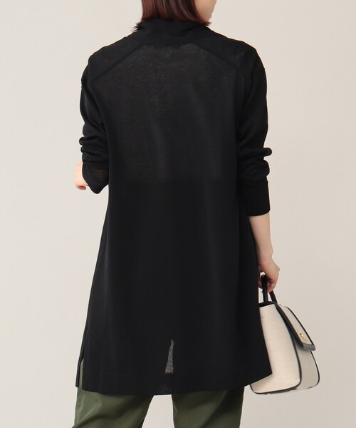 UNTITLED（アンタイトル）の「◆【清涼感】コットン混 ミドルカーディガン＜洗える／オンオフどちらも＞（カーディガン/ボレロ・レディース・ブラック/グレー系/サンドベージュ・48/44/02/04/00）」の16枚目の写真