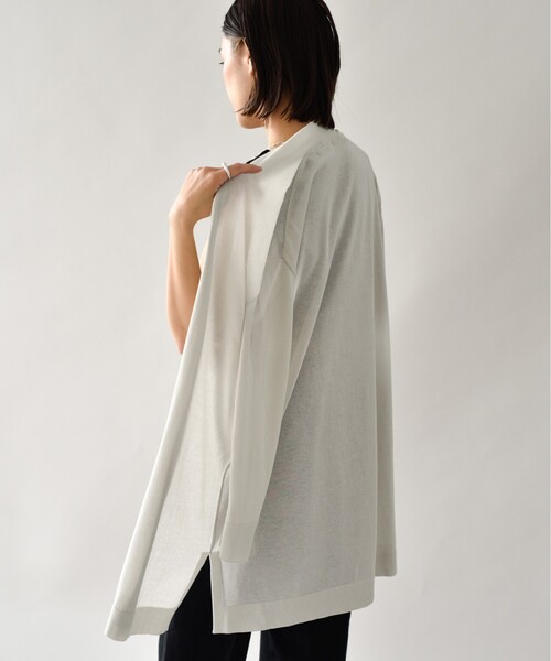 UNTITLED（アンタイトル）の「◆【清涼感】コットン混 ミドルカーディガン＜洗える／オンオフどちらも＞（カーディガン/ボレロ・レディース・ブラック/グレー系/サンドベージュ・48/44/02/04/00）」の21枚目の写真