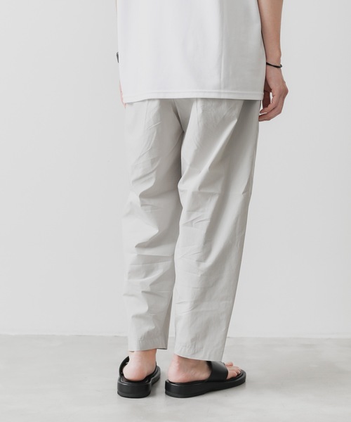 ATTACHMENT(アタッチメント)の「【 直営店・ZOZOTOWN限定 】タイプライタークロスオーバーストレッチツータックパンツ / TYPEWRITER CROSSOVER STRETCH 2TACK PANTS(その他パンツ・メンズ・ライトグレー/ブラック/グレー系その他・1/2/3)」の7枚目の写真