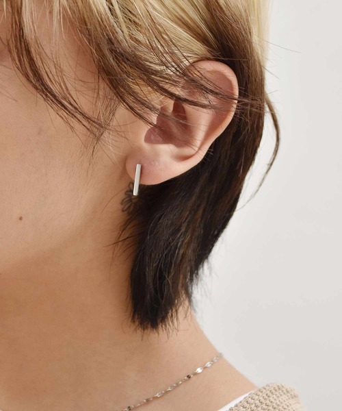 LHME(エルエイチエムイー)の「【WEB限定】 ”Gleam”トンファーピアス/サージカルステンレス(金属アレルギー対応)【LHME / エルエイチエムイー】(ピアス(両耳用)・レディース・シルバー/ゴールド・ONE SIZE)」の9枚目の写真