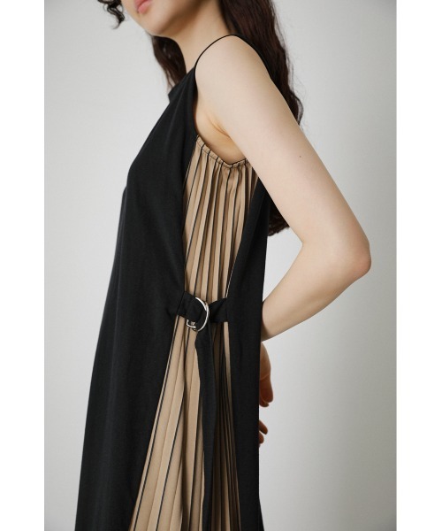 SIDELINEPLEATSONEPIECE/サイドラインプリーツワンピース
