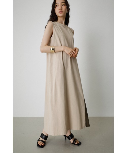 SIDELINEPLEATSONEPIECE/サイドラインプリーツワンピース