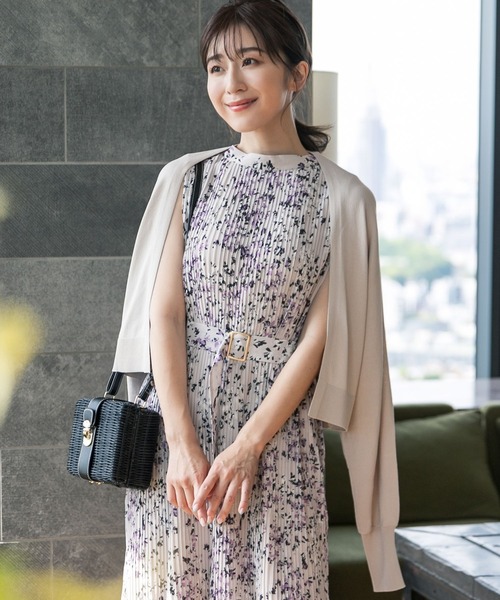 Andemiu（アンデミュウ）の「【水野佐彩コレクション】夏影キナガシショートカーディガン297612（カーディガン/ボレロ・レディース・ネイビー/グレー/オフホワイト/ブルー/ブラック・FREE）」の3枚目の写真