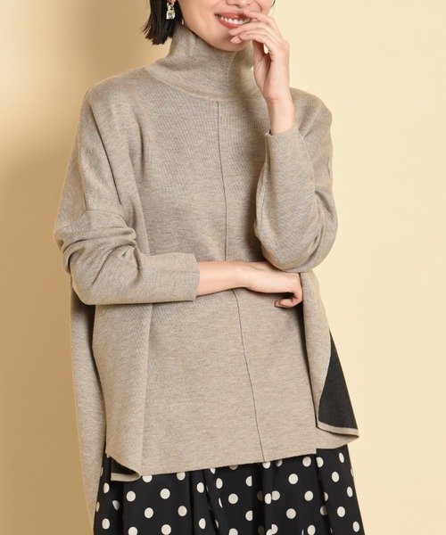 INTERPLANET（インタープラネット）の「リバーシブルポンチョニット（ニット/セーター・レディース・オレンジ/ブルー/グレイッシュベージュ/ベージュ・FREE）」の2枚目の写真