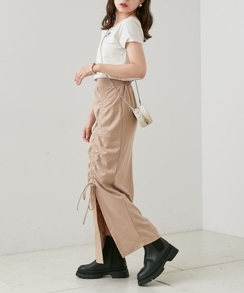 Chico（チコ）の「サイドゴアストレッチミドルブーツ（ブーツ・レディース・ライトベージュ/ブラック/カーキ・SMALL/MEDIUM/LARGE）」の9枚目の写真