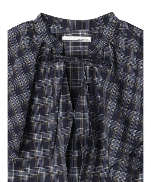 ELENCARE DUE（エレンカーレデュエ）の「・ELENCARE DUE チェックラッフルカラーブラウス（シャツ/ブラウス・レディース・ネイビー/サックスブルー/イエロー・FREE）」の4枚目の写真