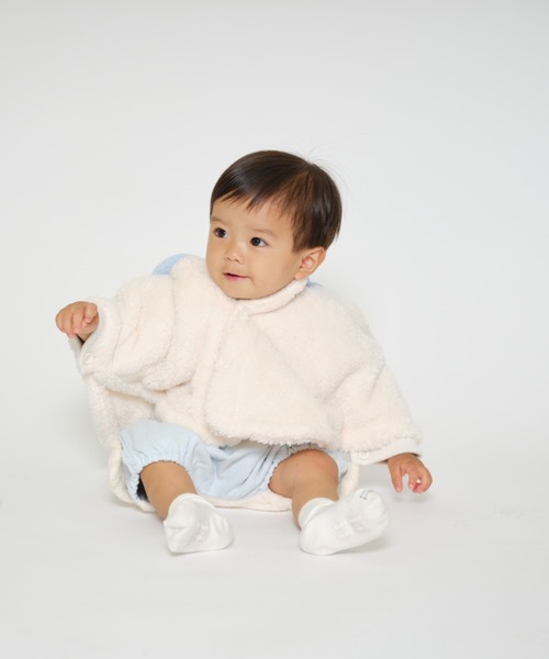 kids zoo(キッズズー)の「kids zoo×Sanrio Baby サンリオキャラクターボアマント・ケープ(ポンチョ・キッズ・ホワイト/ライトグレー/ピンク/イエロー/ブルー・S/M)」の18枚目の写真