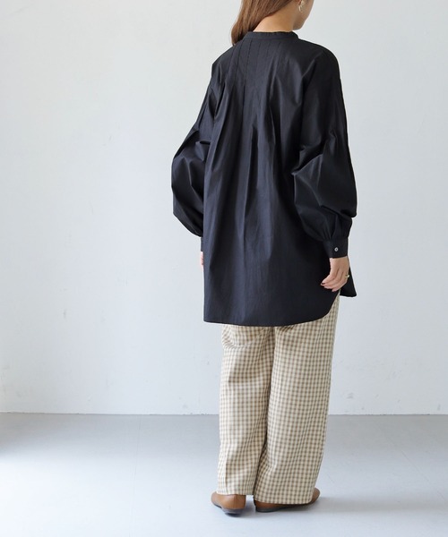 HER CLOSET（ハークローゼット）の「【shemoshelly】ストライプピンタックボリューム袖ブラウス（シャツ/ブラウス・レディース・ブラック/オフホワイト/ブルー・M）」の20枚目の写真