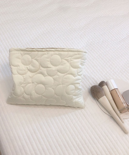 EPICKS(エピックス)の「フラワーキルティング化粧品コスメティックトラベルポーチ(ポーチ・レディース・グリーン/サックスブルー/ピンク/イエロー/ホワイト・F)」の15枚目の写真