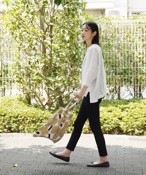 marimekko（マリメッコ）の「marimekko / マリメッコ  Pieni Unikko ファブリック トートバッグ LOK（トートバッグ・レディース・ブラック/ベージュ/レッド/ワインレッド/ブラック系その他/ナチュラル/グレー/グリーン/その他1/その他2/ブルー/ブラック×ホワイト・FREE）」の16枚目の写真