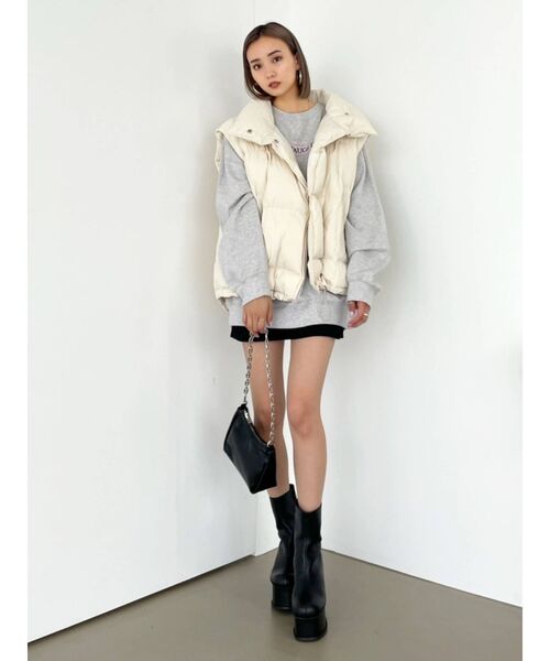 EMODA(エモダ)の「オーバーボーイズトレーナー(スウェット・レディース・ホワイト/ブラック/ネイビー/グレー・FREE)」の20枚目の写真