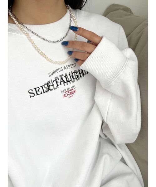 EMODA(エモダ)の「オーバーボーイズトレーナー(スウェット・レディース・ホワイト/ブラック/ネイビー/グレー・FREE)」の14枚目の写真