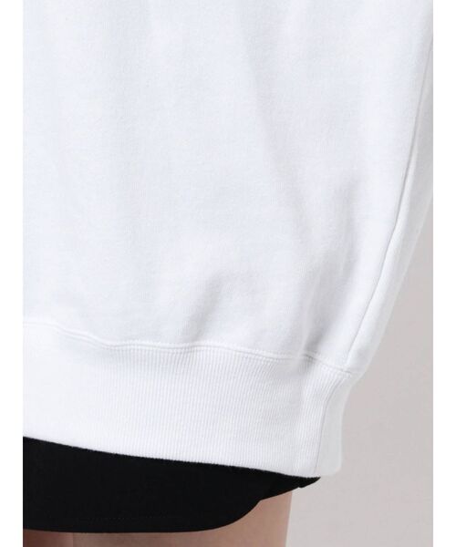 EMODA(エモダ)の「オーバーボーイズトレーナー(スウェット・レディース・ホワイト/ブラック/ネイビー/グレー・FREE)」の16枚目の写真