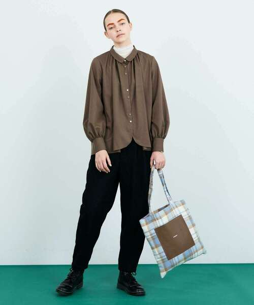 FRAPBOIS(フラボア)の「イージービエラ ブラウス(シャツ/ブラウス・レディース・ブラック/ブラウン・0/1)」の15枚目の写真