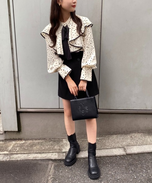 one after another NICE CLAUP(ワンアフターアナザーナイスクラップ)の「【リボンタイ取り外し可能】ビックカラー配色ブラウス(シャツ/ブラウス・レディース・オフホワイト/ブラック系その他/ベージュ系その他・FREE)」の18枚目の写真