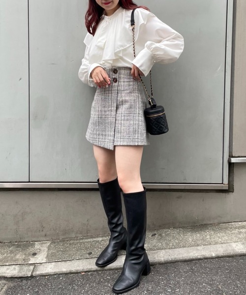 one after another NICE CLAUP(ワンアフターアナザーナイスクラップ)の「【リボンタイ取り外し可能】ビックカラー配色ブラウス(シャツ/ブラウス・レディース・オフホワイト/ブラック系その他/ベージュ系その他・FREE)」の4枚目の写真