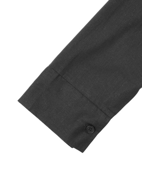 Figments(フィグメンツ)の「クロップドシャツ(シャツ/ブラウス・レディース・ホワイト/ブラック・FREE)」の4枚目の写真