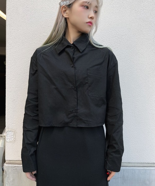 Figments(フィグメンツ)の「クロップドシャツ(シャツ/ブラウス・レディース・ホワイト/ブラック・FREE)」の11枚目の写真