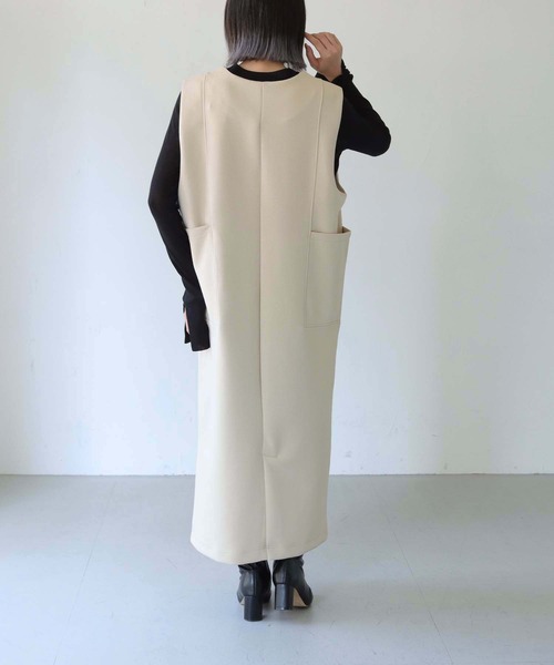 HER CLOSET(ハークローゼット)の「【vingtrois】キーネックダンボールジャンパースカート(ジャンパースカート・レディース・ベージュ/カーキ/ブラック・M)」の14枚目の写真