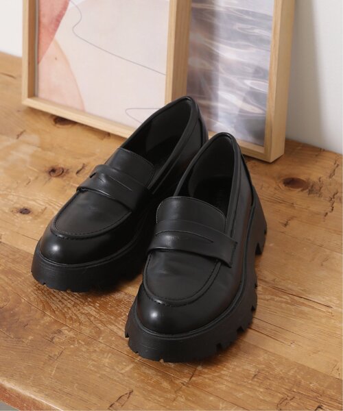 RAY CASSIN（レイカズン）の「トラックソールローファー（ローファー・レディース・ブラック/ブラック系・MEDIUM/LARGE）」の8枚目の写真