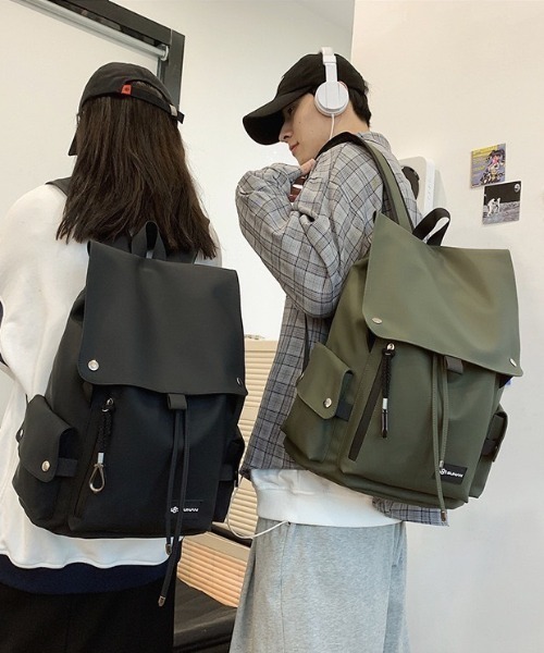 wears（ウェアーズ）の「ユニセックス フラップデザインバッグパック（バックパック/リュック・レディース・ブラック/カーキ・FREE）」の11枚目の写真