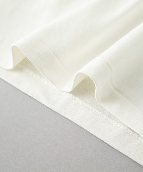 HANES(ヘインズ)の「【HANES/ヘインズ】【究極の白】 SHIRO クルーネックTシャツ ビッグシルエット 7.0oz 丸胴・タグレス ユニセックス(Tシャツ/カットソー・メンズ・ホワイト・SMALL/MEDIUM/LARGE/X-LARGE)」の9枚目の写真