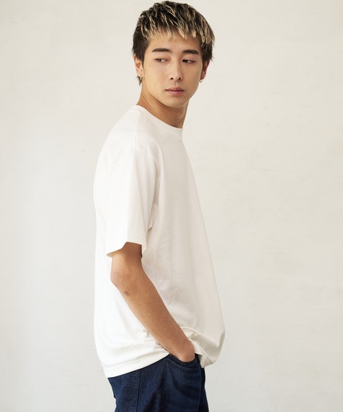 HANES(ヘインズ)の「【HANES/ヘインズ】【究極の白】 SHIRO クルーネックTシャツ ビッグシルエット 7.0oz 丸胴・タグレス ユニセックス(Tシャツ/カットソー・メンズ・ホワイト・SMALL/MEDIUM/LARGE/X-LARGE)」の22枚目の写真