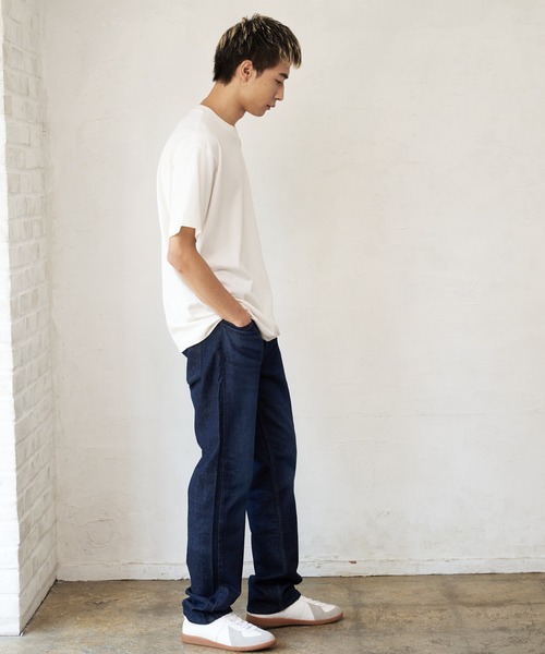 HANES(ヘインズ)の「【HANES/ヘインズ】【究極の白】 SHIRO クルーネックTシャツ ビッグシルエット 7.0oz 丸胴・タグレス ユニセックス(Tシャツ/カットソー・メンズ・ホワイト・SMALL/MEDIUM/LARGE/X-LARGE)」の17枚目の写真