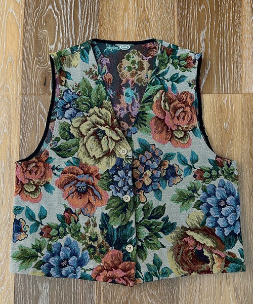 kutir（クティール）の「【セットアップ可】ゴブランベスト（ベスト・レディース・ブラック/アイボリー・FREE）」の17枚目の写真