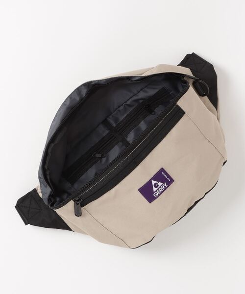 GERRY（ジェリー）の「【GERRY/ジェリー】ワンポイントロゴウエストバッグ（ボディバッグ/ウエストポーチ・メンズ・ベージュ/ブラック/マルチ/グレー/チャコールグレー・FREE）」の10枚目の写真