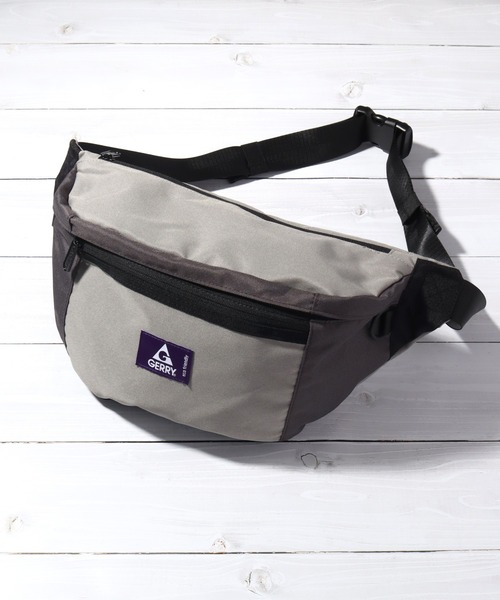 GERRY（ジェリー）の「【GERRY/ジェリー】ワンポイントロゴウエストバッグ（ボディバッグ/ウエストポーチ・メンズ・ベージュ/ブラック/マルチ/グレー/チャコールグレー・FREE）」の3枚目の写真