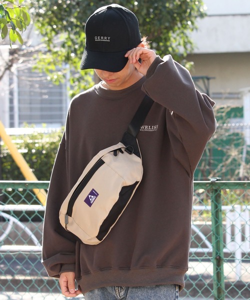 GERRY（ジェリー）の「【GERRY/ジェリー】ワンポイントロゴウエストバッグ（ボディバッグ/ウエストポーチ・メンズ・ベージュ/ブラック/マルチ/グレー/チャコールグレー・FREE）」の14枚目の写真