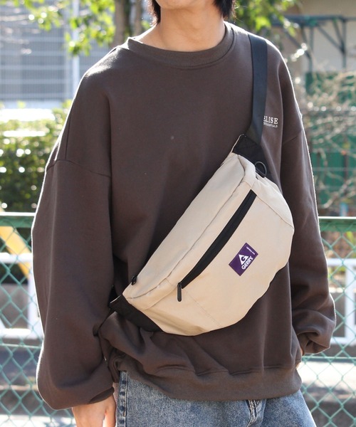 GERRY（ジェリー）の「【GERRY/ジェリー】ワンポイントロゴウエストバッグ（ボディバッグ/ウエストポーチ・メンズ・ベージュ/ブラック/マルチ/グレー/チャコールグレー・FREE）」の13枚目の写真