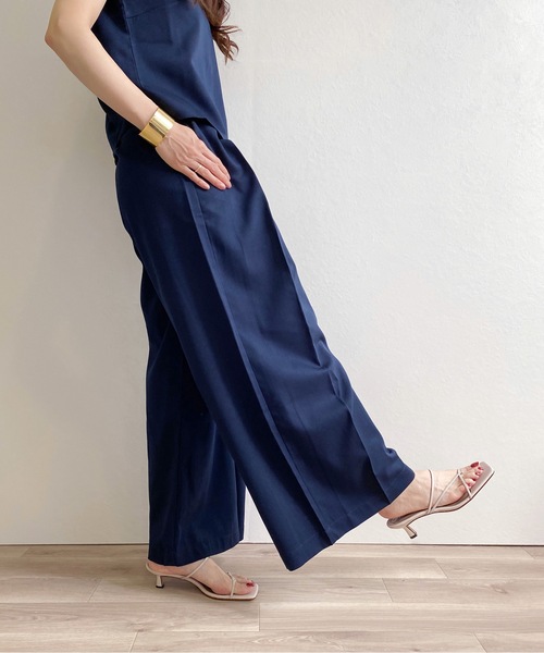 MAMIAN（マミアン）の「ワイドスクエアトゥ ナローストラップ トングサンダル (4.0cmヒール)（サンダル・レディース・ライトカーキ/ブラック/グレイッシュベージュ・M/LL/L/S）」の21枚目の写真