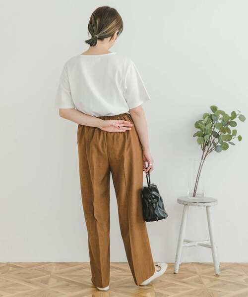 ITEMS URBANRESEARCH（アイテムズ アーバンリサーチ）の「リネンライクワイドパンツ（スラックス・レディース・ベージュ/チャコールグレー/キャメル・FREE）」の10枚目の写真