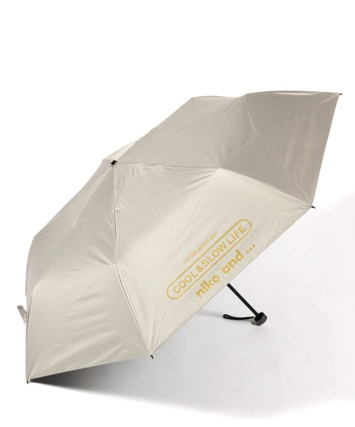 niko and...（ニコアンド）の「【晴雨兼用】オリジナルビッグ折りたたみ傘/65cm（折りたたみ傘・レディース・ブラック/カーキ/ベージュ・0）」の18枚目の写真