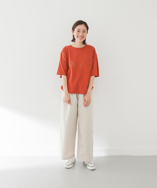 EKAL(エカル)の「ショートスリーブロングテールロゴTシャツ(Tシャツ/カットソー・レディース・ブラック/オフホワイト/オレンジ系その他・ONE)」の13枚目の写真