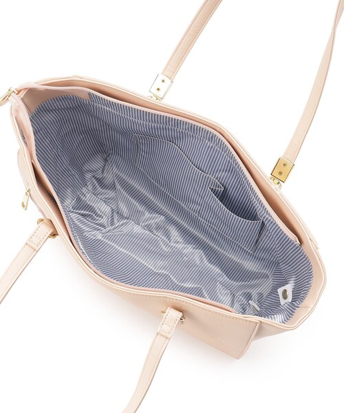 Ober Tashe(オーバータッシェ)の「ロゴ型押し3層トート(トートバッグ・レディース・アイボリー/ブラック/ピンク系/ブルー/ネイビー・FREE)」の14枚目の写真