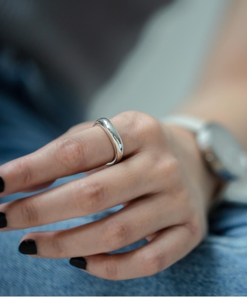 Ops.（オプス）の「シルバー925 リング シンプル ゴールド ウェーブ【ULUA ウルア】（リング・レディース・シルバー/イエローゴールド・11号/9号/13号/15号）」の2枚目の写真