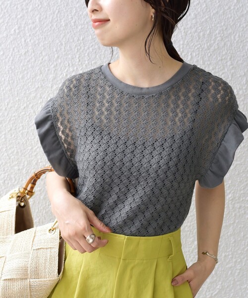 SHIPS(シップス)の「* 〈手洗い可能〉バルファス フリル スリーブ カットソー◇(Tシャツ/カットソー・レディース・チャコールグレー/ライトホワイト/ライム・ONE SIZE)」の15枚目の写真