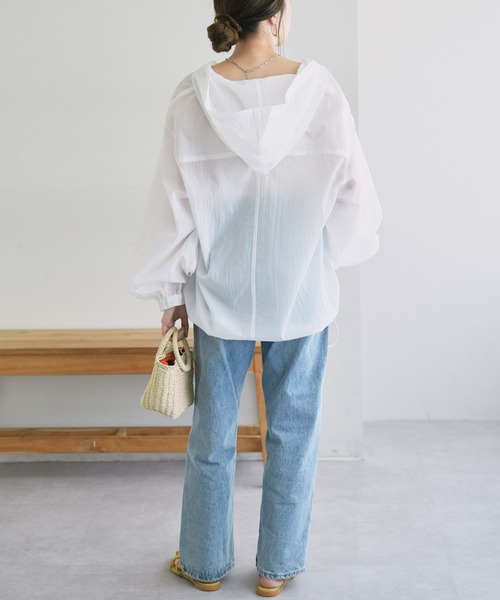 DISCOAT(ディスコート)の「【WEB限定】シアーアノラックパーカー(パーカー・レディース・モカ/オレンジ/ライトベージュ/ピンク/ホワイト/ブラック・FREE)」の11枚目の写真