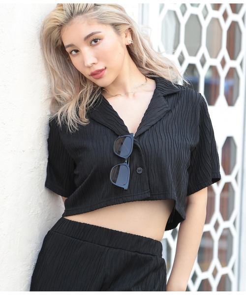 ANAP（アナップ）の「ウェーブシアー開襟シャツ【別売りSETUP】（シャツ/ブラウス・レディース・ライトベージュ/ブラック/ネイビー・FREE）」の2枚目の写真