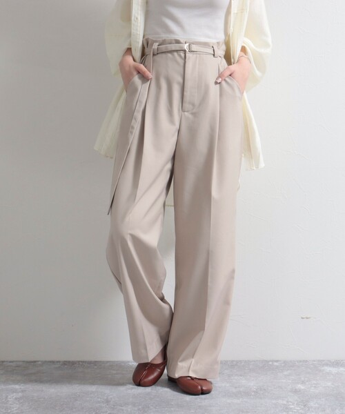 fredy emue(フレディエミュ)の「ベルト付きタックパンツ(スラックス・レディース・サックスブルー/ブラック/ベージュ・36/38)」の16枚目の写真