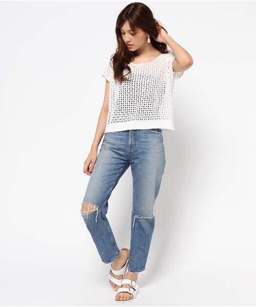 AZUL by moussy（アズールバイマウジー）の「C/R透かし編みクロプト半袖PO（ニット/セーター・レディース・ホワイト/ベージュ・SMALL/LARGE/MEDIUM）」の6枚目の写真