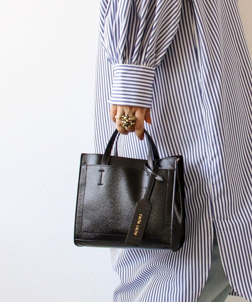 Three Four Time(スリーフォータイム)の「【cache cache 】メタリックナノパーテーション2WAYBAG(トートバッグ・レディース・シルバー/ブラック・FREE)」の6枚目の写真